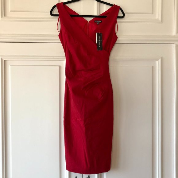 *NWT* Red V-Neck Sleeveless Fitted Dress - Made in Canada - XXS - Picture 1 of 16
